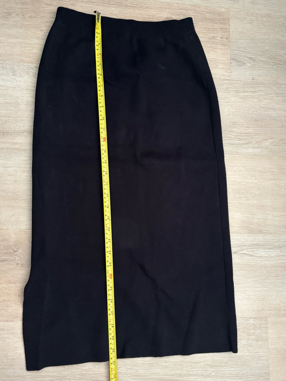Uniqlo Black Midi Smooth Cotton Blend Skirt with Side Slit - Picture 8 of 9